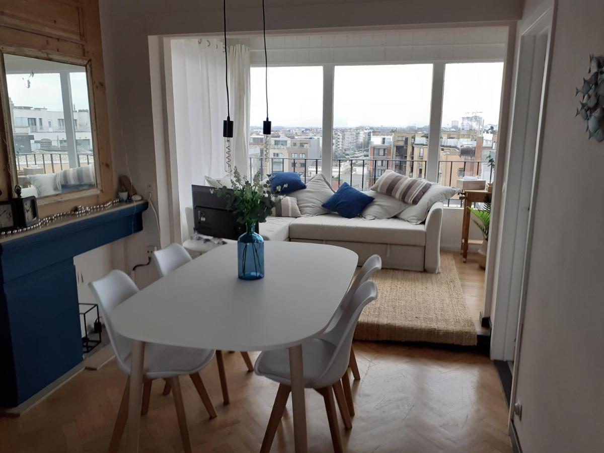 Apartamento Gezellig Centraal Gelegen Penthouse Oostende Exterior foto