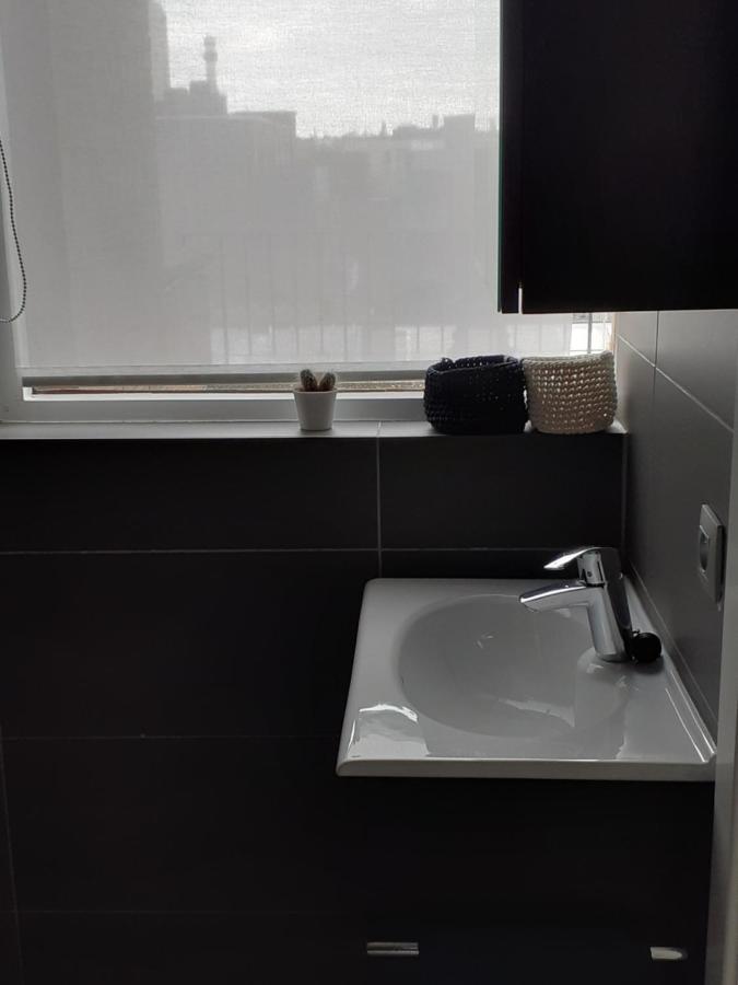 Apartamento Gezellig Centraal Gelegen Penthouse Oostende Exterior foto