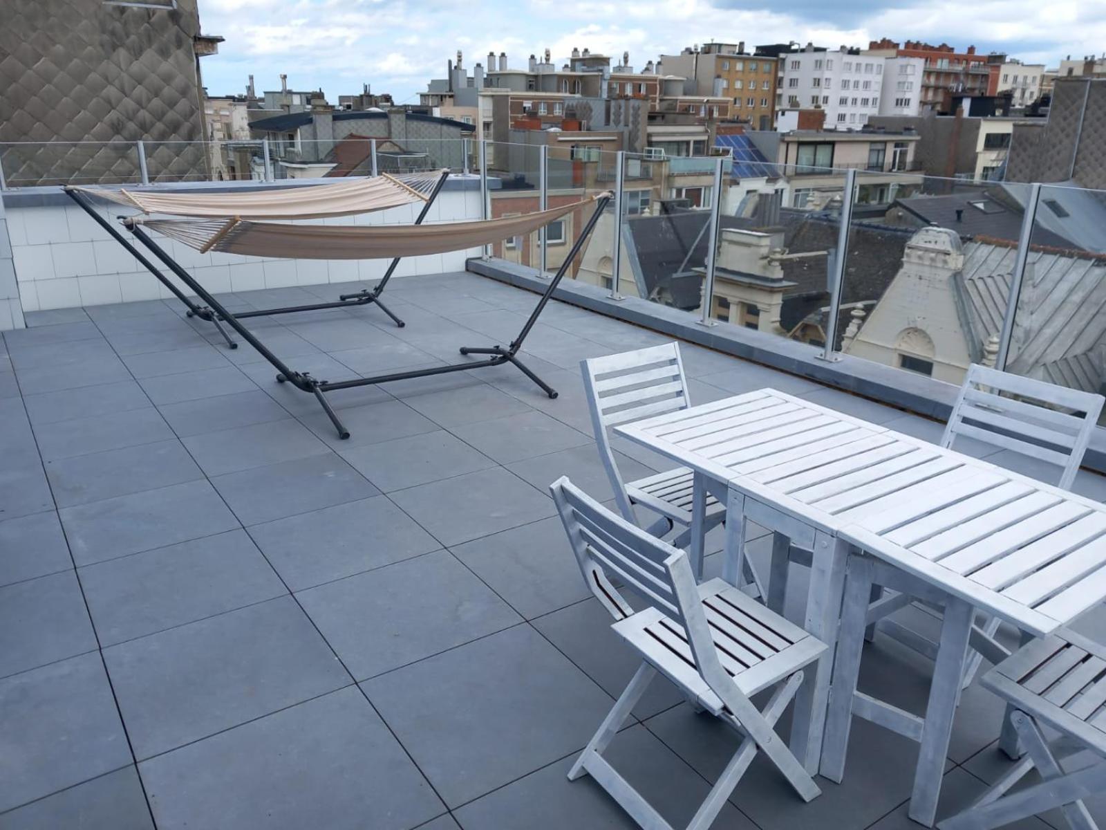 Apartamento Gezellig Centraal Gelegen Penthouse Oostende Exterior foto